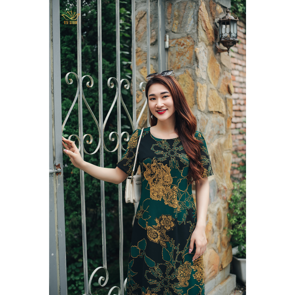 Đầm suông thiết kế trung niên sang trọng Cổ tròn tay ngắn màu Đen họa tiết TTV STORE TTV1117