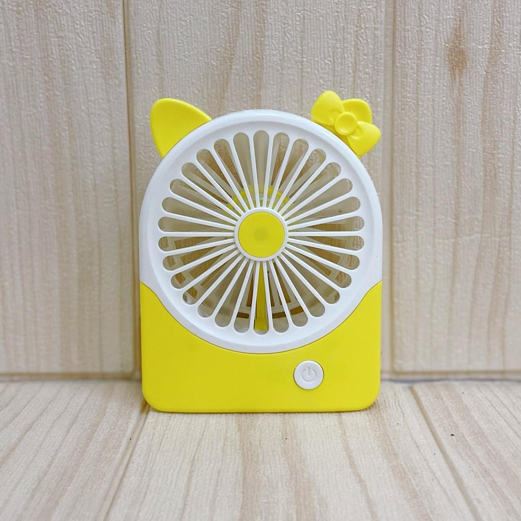 Quạt No.10017 mini cầm tay để bàn 2 tốc độ gió có đèn pin chiếu sáng