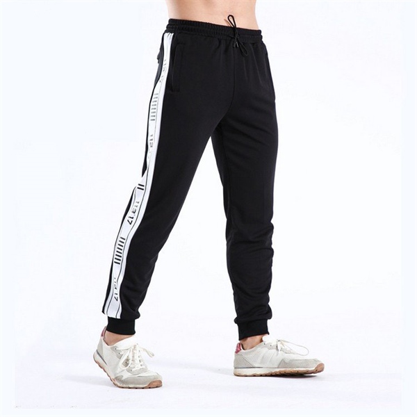 Quần Jogger Nam Sọc Trắng LieXing - Y7057