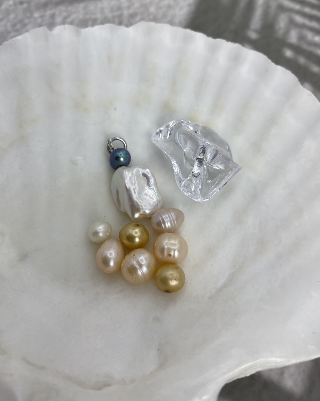 Mặt dây Trai ngọt dạng dị
