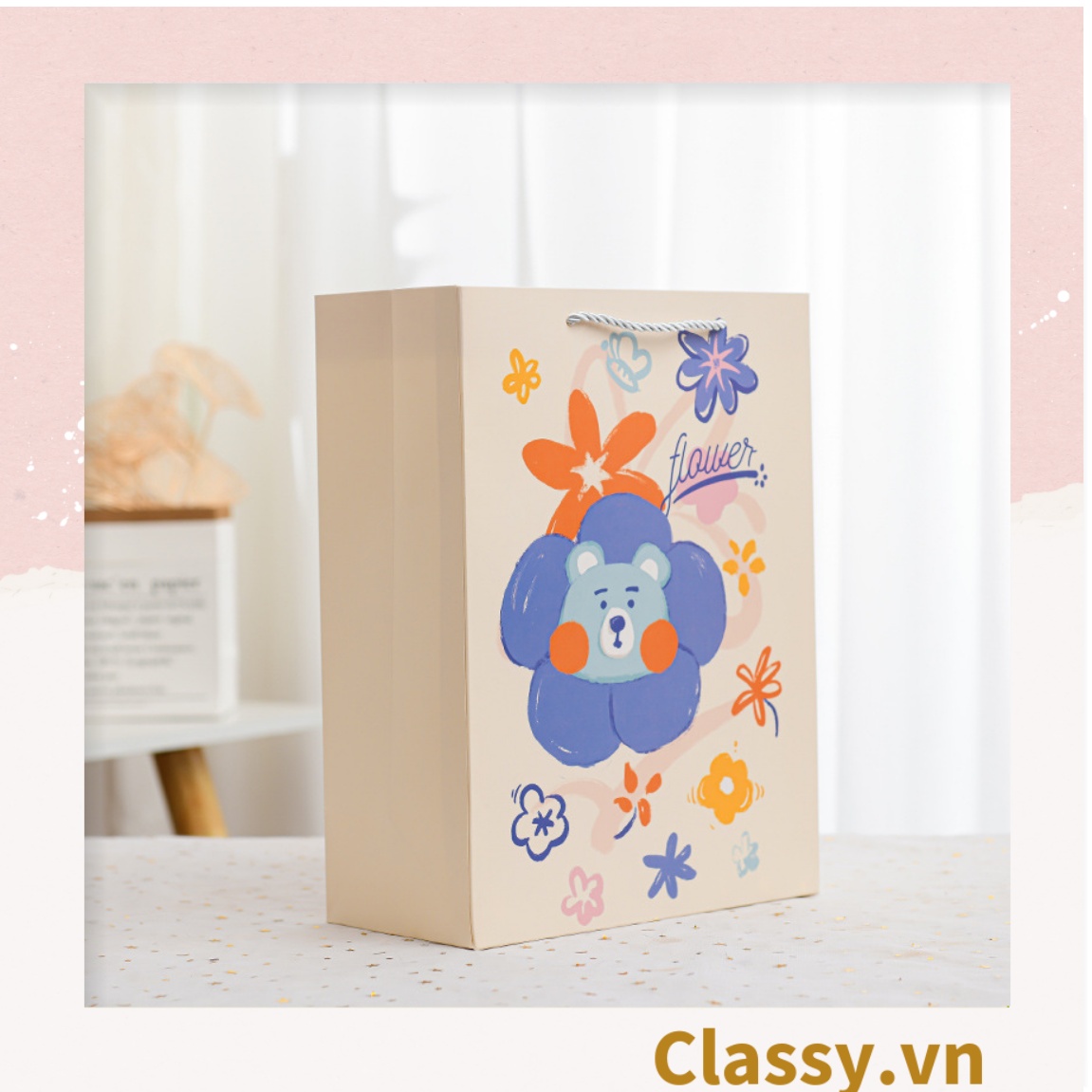 Túi giấy Classy hoa nhiều kích cỡ, phù hợp nhiều dịp sử dụng Q1500