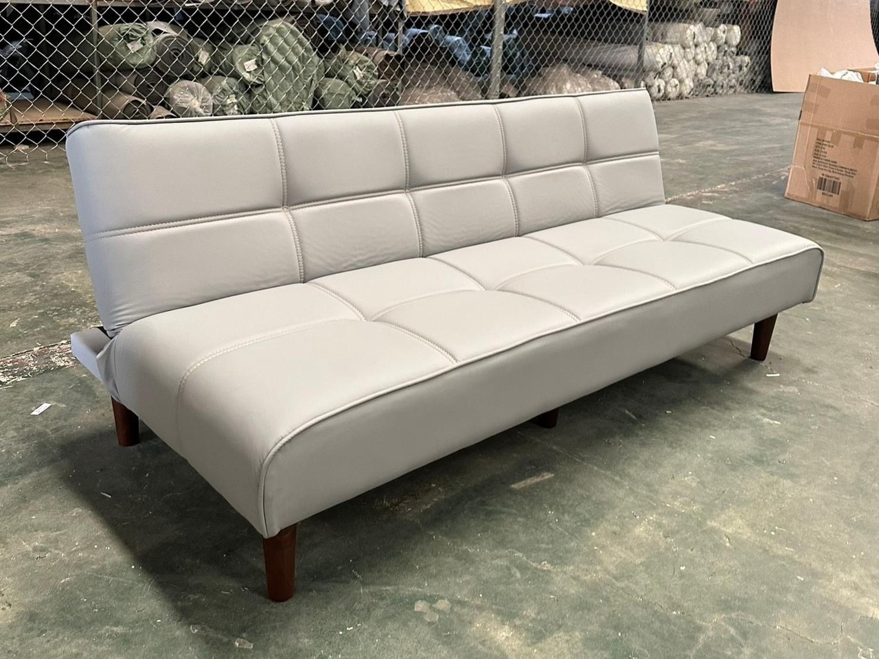 Sofa bed chuẩn xuất khẩu New colour Juno Sofa VN 1m7 (bọc da)