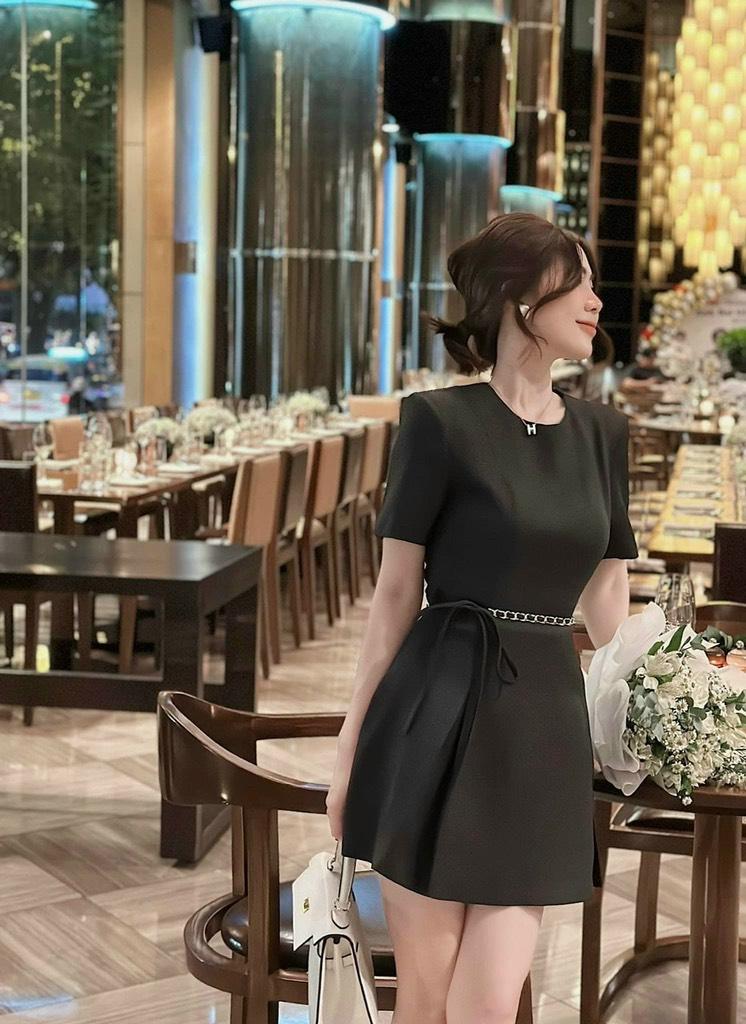 ĐẦM XÒE XẾP LI PHỐI XÍCH EO 14365