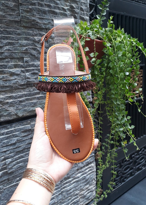 Giày Sandal Thổ Cẩm Tua Rua Xỏ Ngón