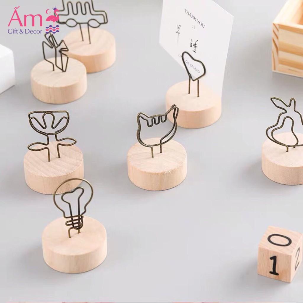 Kẹp Ảnh Để Bàn Bằng Gỗ Cute Nhiều Hình  - Kích Thước 3x3cm