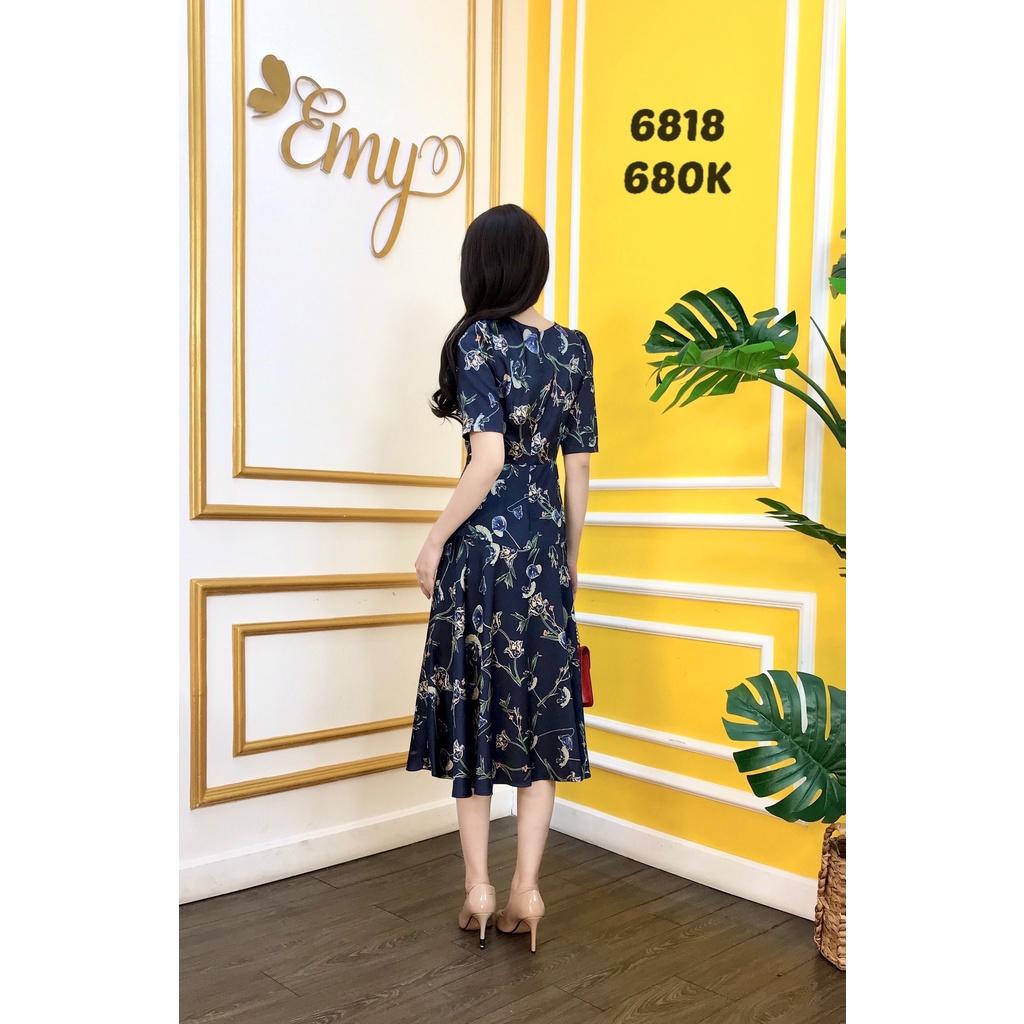 Đầm EMY EM6818 Xoè Cổ Cách Điệu