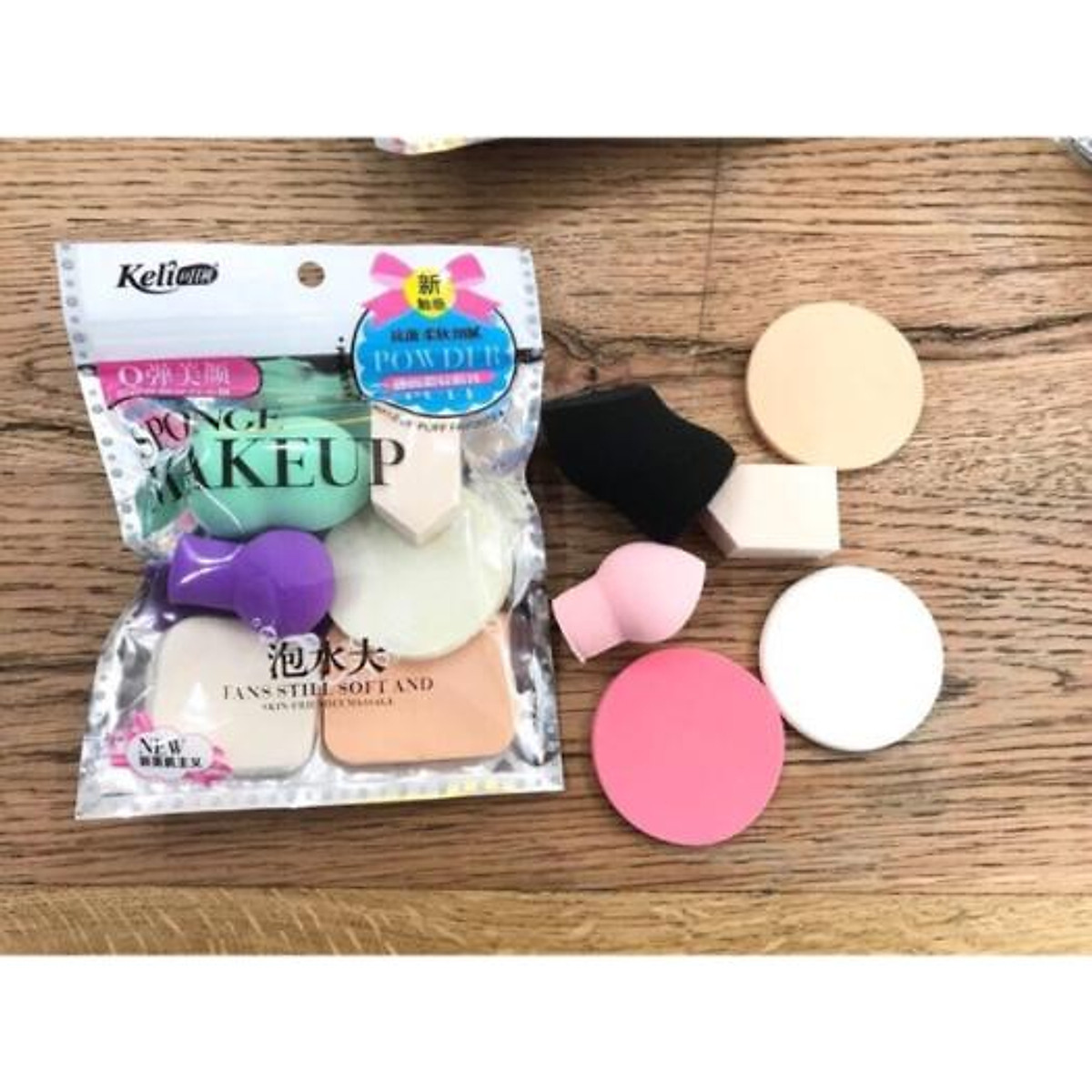 Set 6 Mút Trang Điểm Tán Nền Make Up