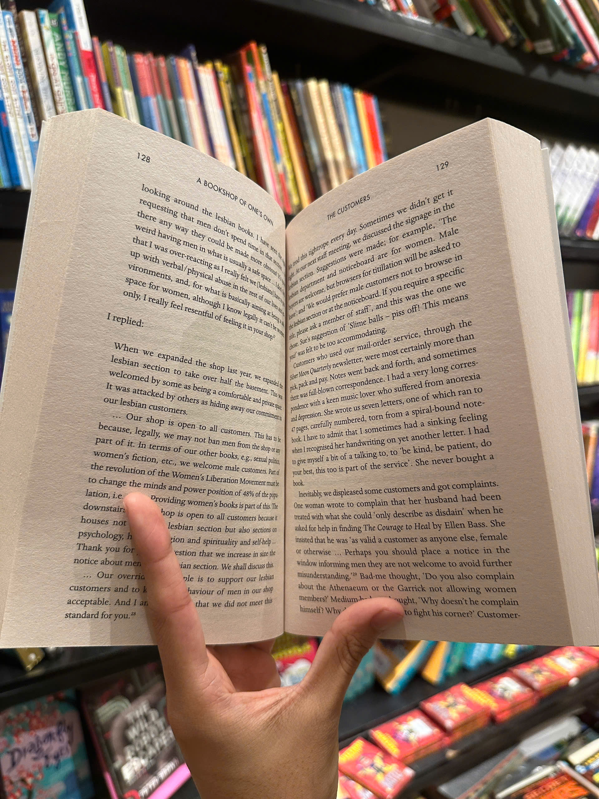 Sách - A Bookshop of Ones Own by Jane Cholmeley | Nonfiction / Feminism / Ngoại văn Nhập khẩu UK