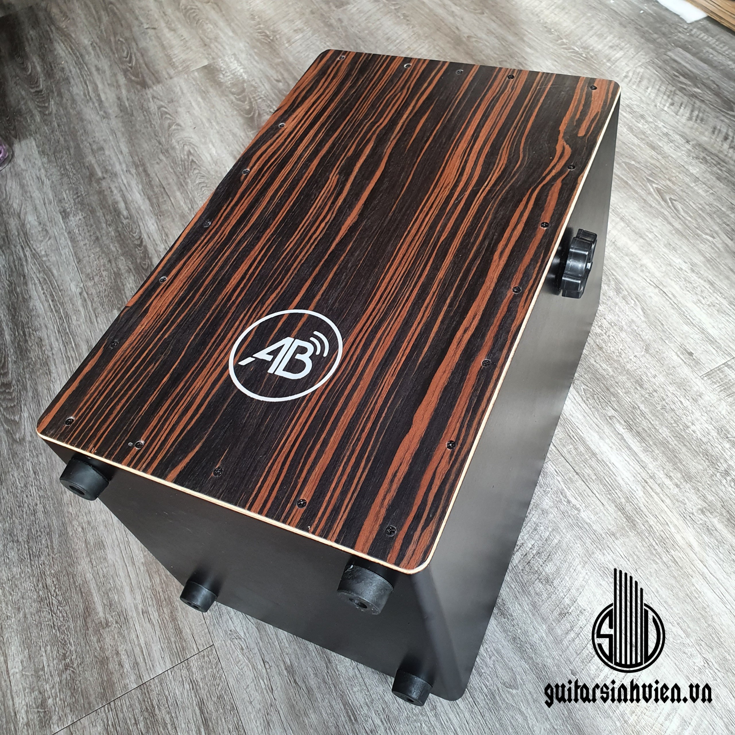 Trống Cajon AB Drum có tay chỉnh - Tặng bao, miếng lót êm mông