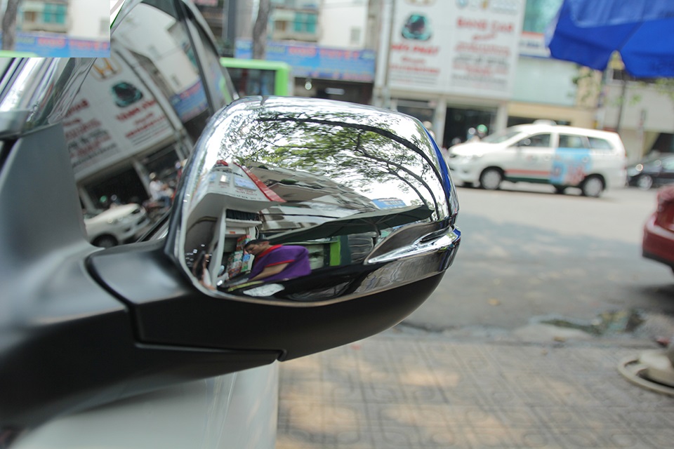 Bộ ốp gương chiếu hậu dành cho xe Toyota Wigo
