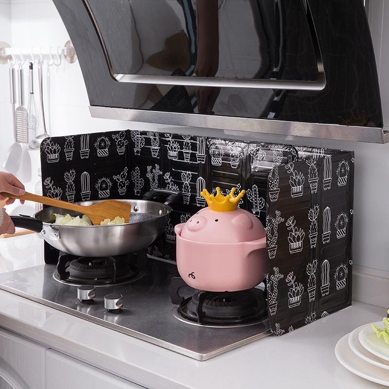 Tấm chắn dầu mỡ cách nhiệt tiện lợi họa tiết bắt mắt - Khung nhôm chống văng dầu mỡ, chắn gió bếp gas HOẠ TIẾT mẫu mới