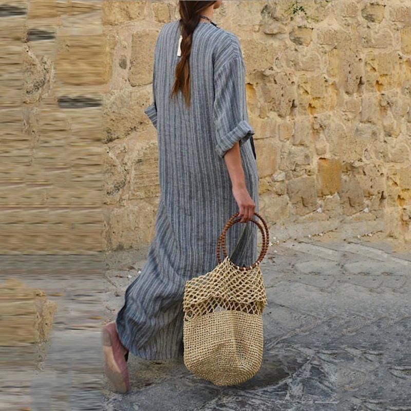 Đầm maxi kẻ sọc tay dài cổ chữ V