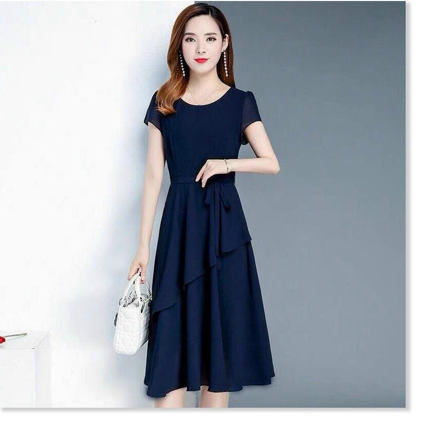 ĐẦM VOAN Y,THIẾT KẾ HỌA TIẾT TRƠN NHƯNG KHÔNG KÉM PHẦN SANG TRỌNG,ĐẶC BIỆT LÀ CHẤT LIỆU VÃI THOÁNG MÁT HỢP THỜI TRANG T