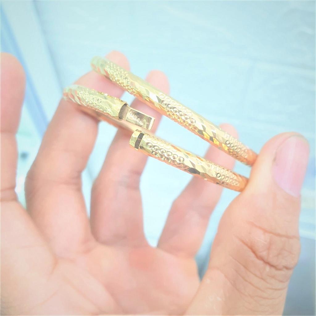 Vòng Cặp Đôi Bản 4,5 Phay Chạm Sáng Vàng Vonfram Cao Cấp-Dùng vĩnh viễn tắm rửa thoải mái