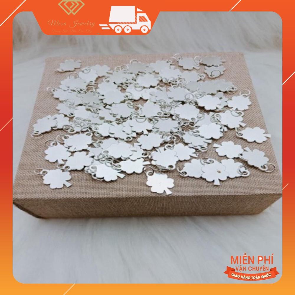 Chỉ đỏ Cỏ 4 lá may mắn