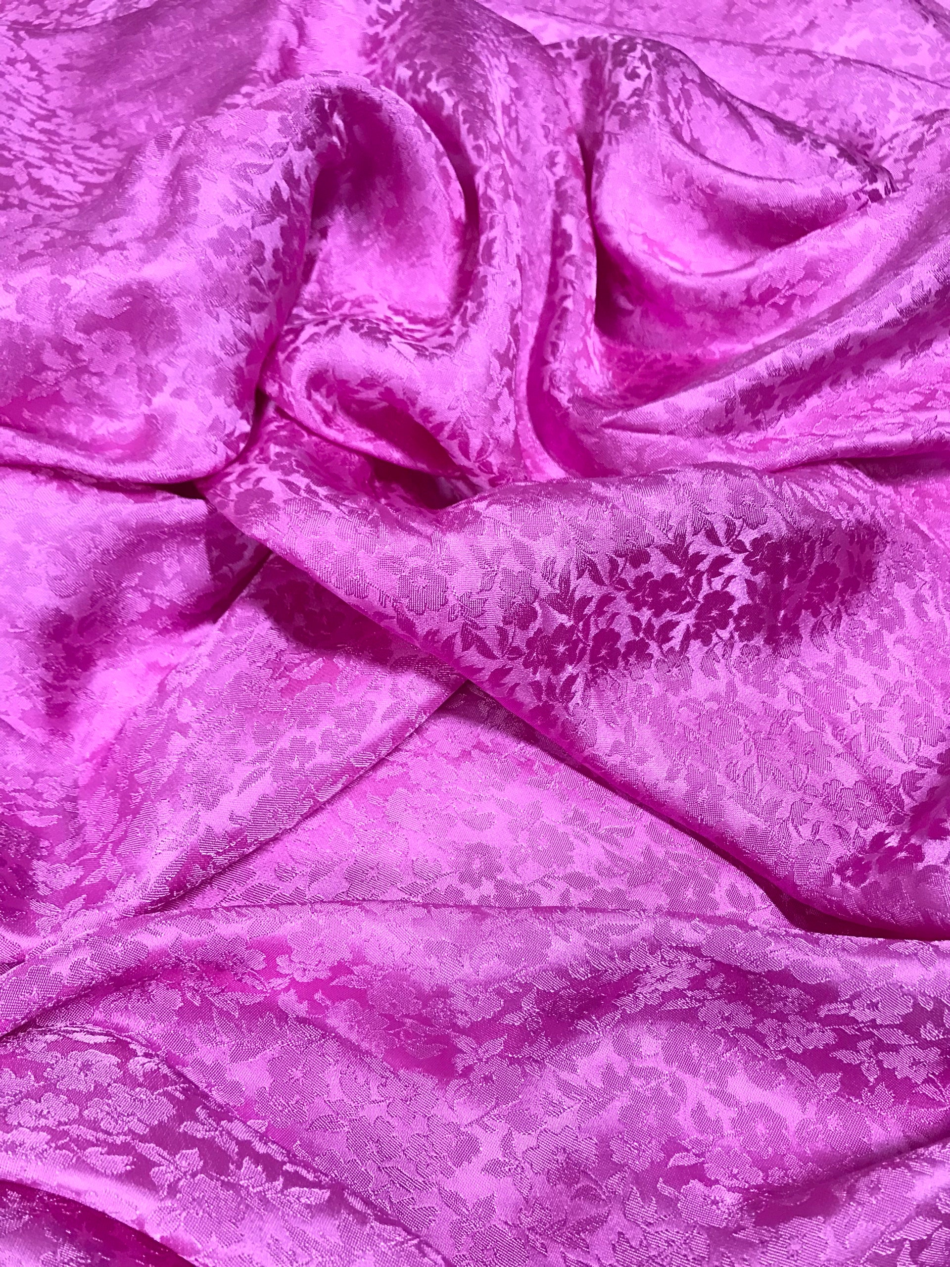 Vải Lụa Tơ Tằm Palacesilk hoa mai màu tím hồng may áo dài, dệt thủ công#mềm mượt#nhẹ#thoáng mát, khổ rộng 90cm