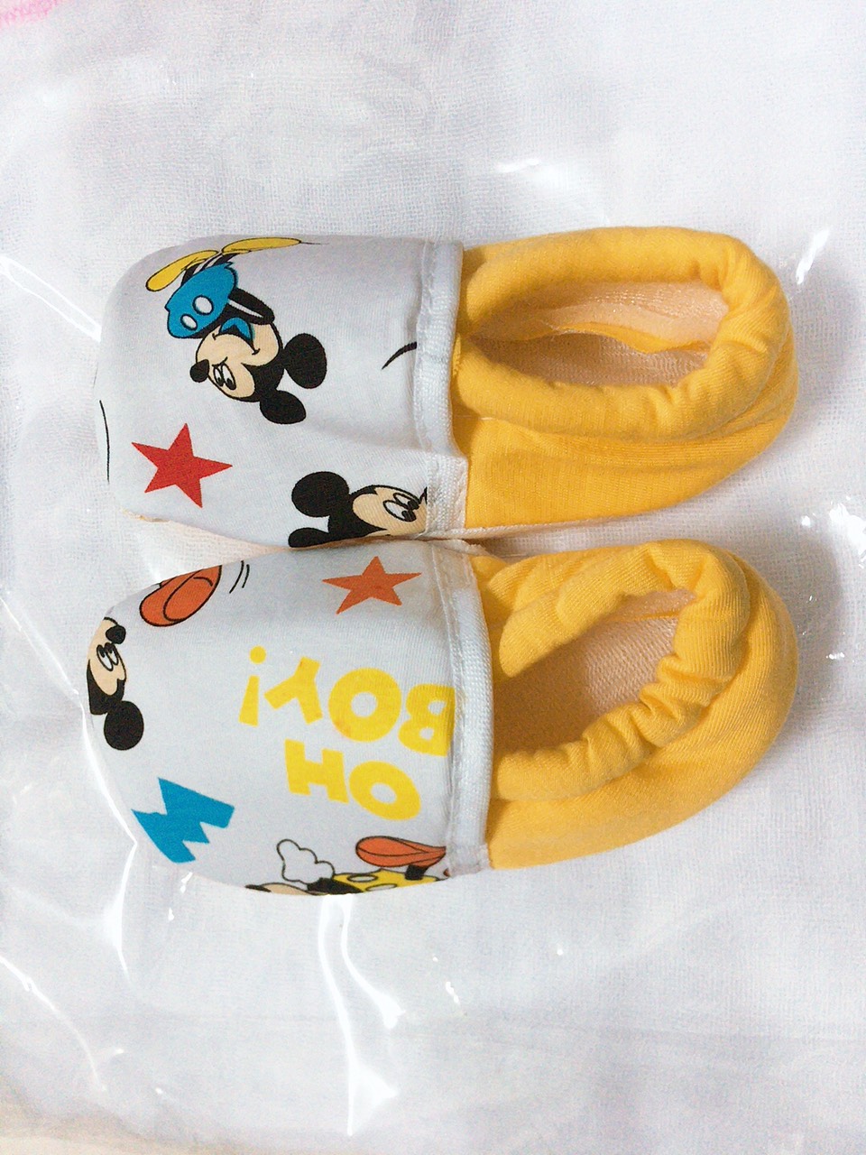 10 đôi giày vải in hình cho bé Bobo