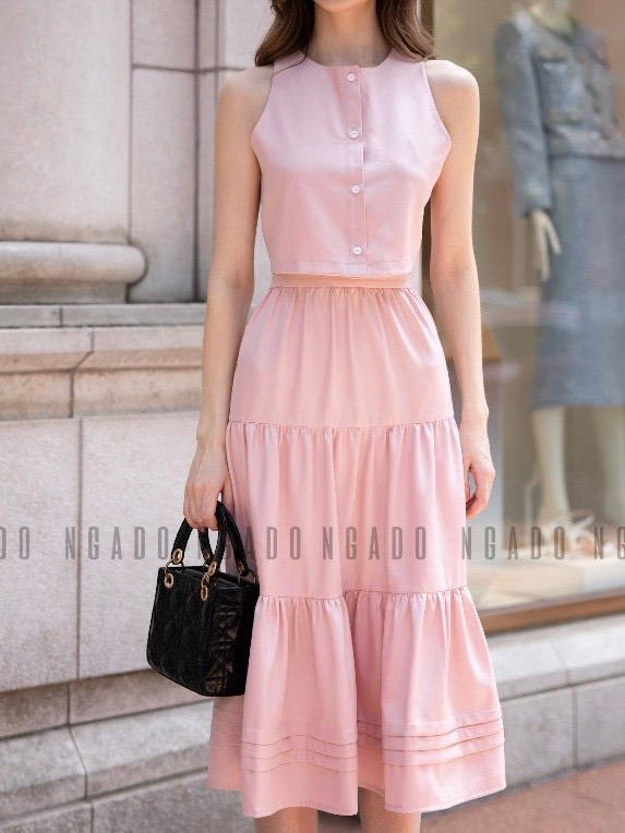 Set áo váy croptop hồng NGADO