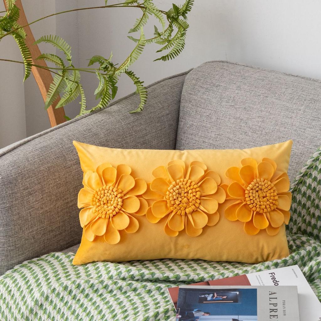 Gối trang trí sofa cao cấp, hoa văn độc lạ màu vàng 45x45cm, 30x50cm