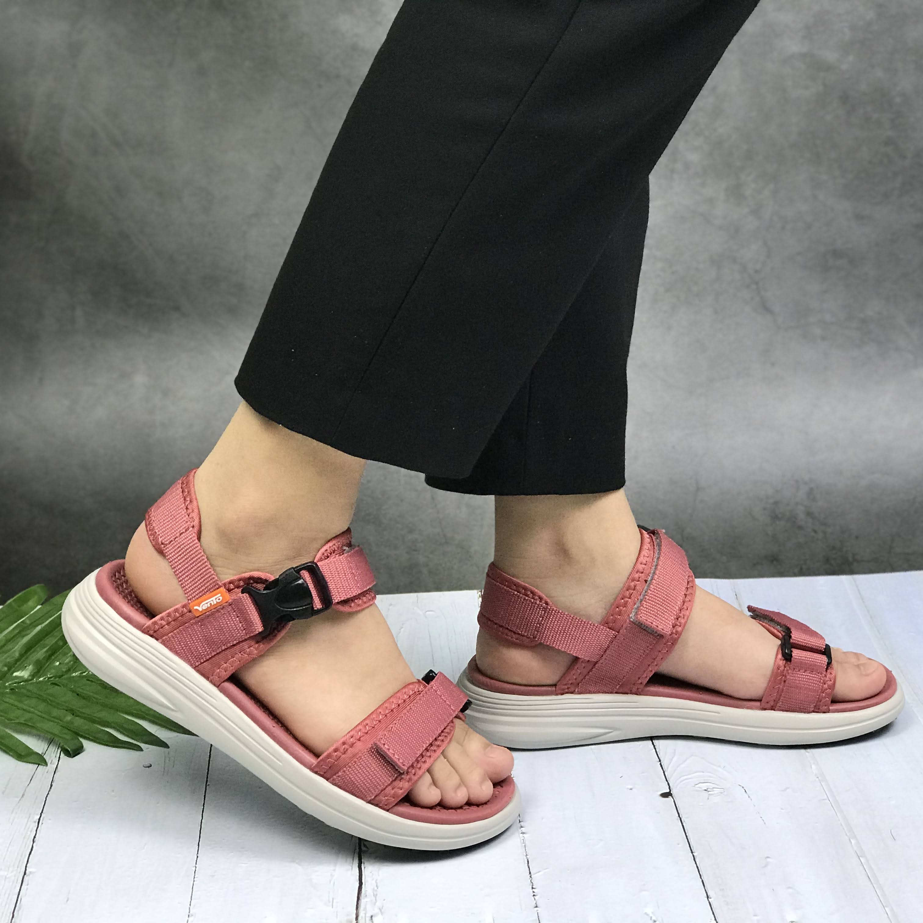 Giày sandal nữ siêu nhẹ hiệu Vento thích hợp mang đi học NB66P