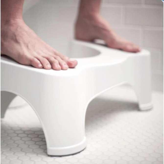 Ghế kê chân toilet chống táo bón Chefman - Ghế kê chân đi vệ sinh