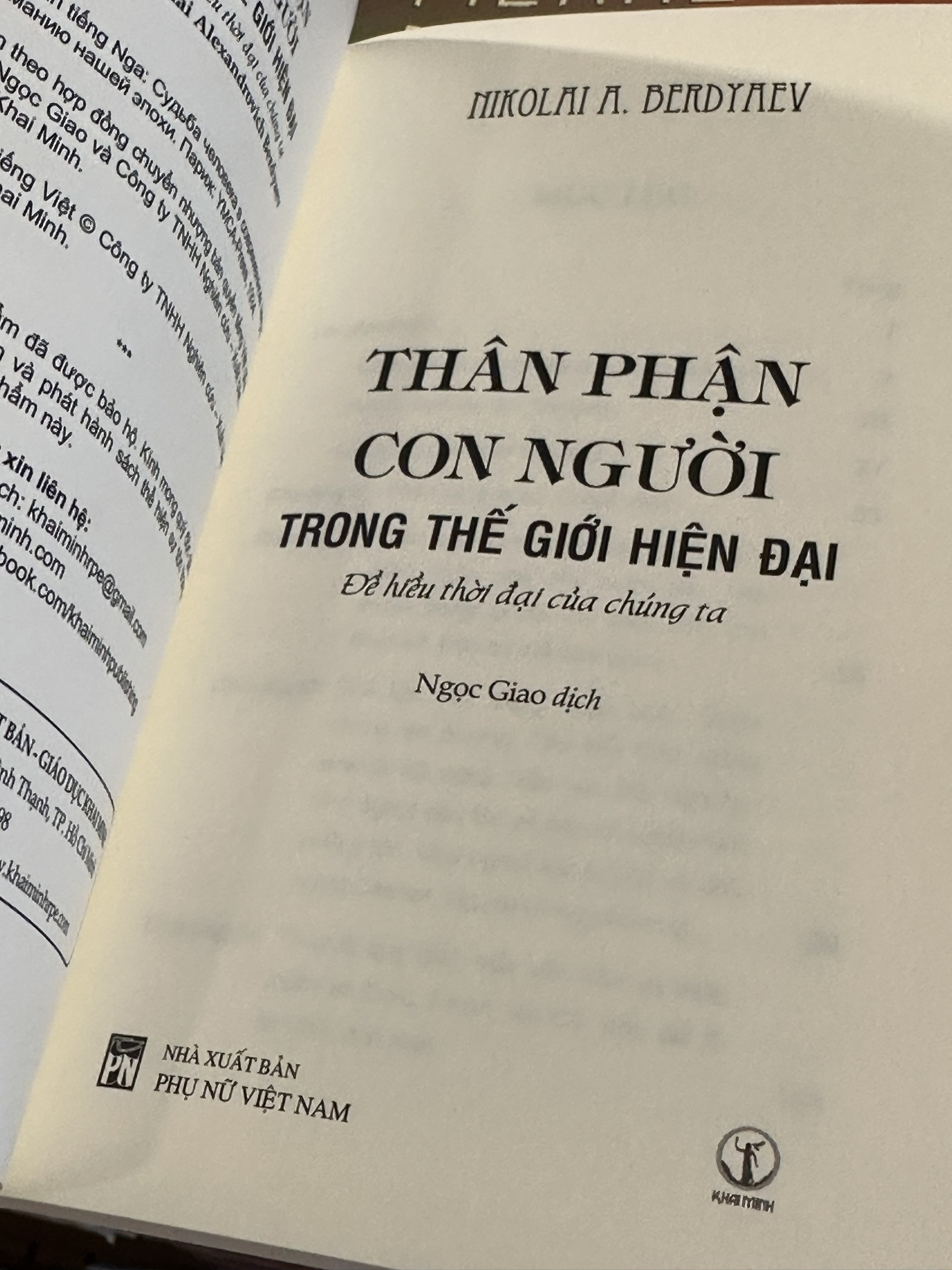 Thân Phận Con Người Trong Thế Giới Hiện Đại - Nikolai A. Berdyaev - Ngọc Giao dịch - (bìa mềm)