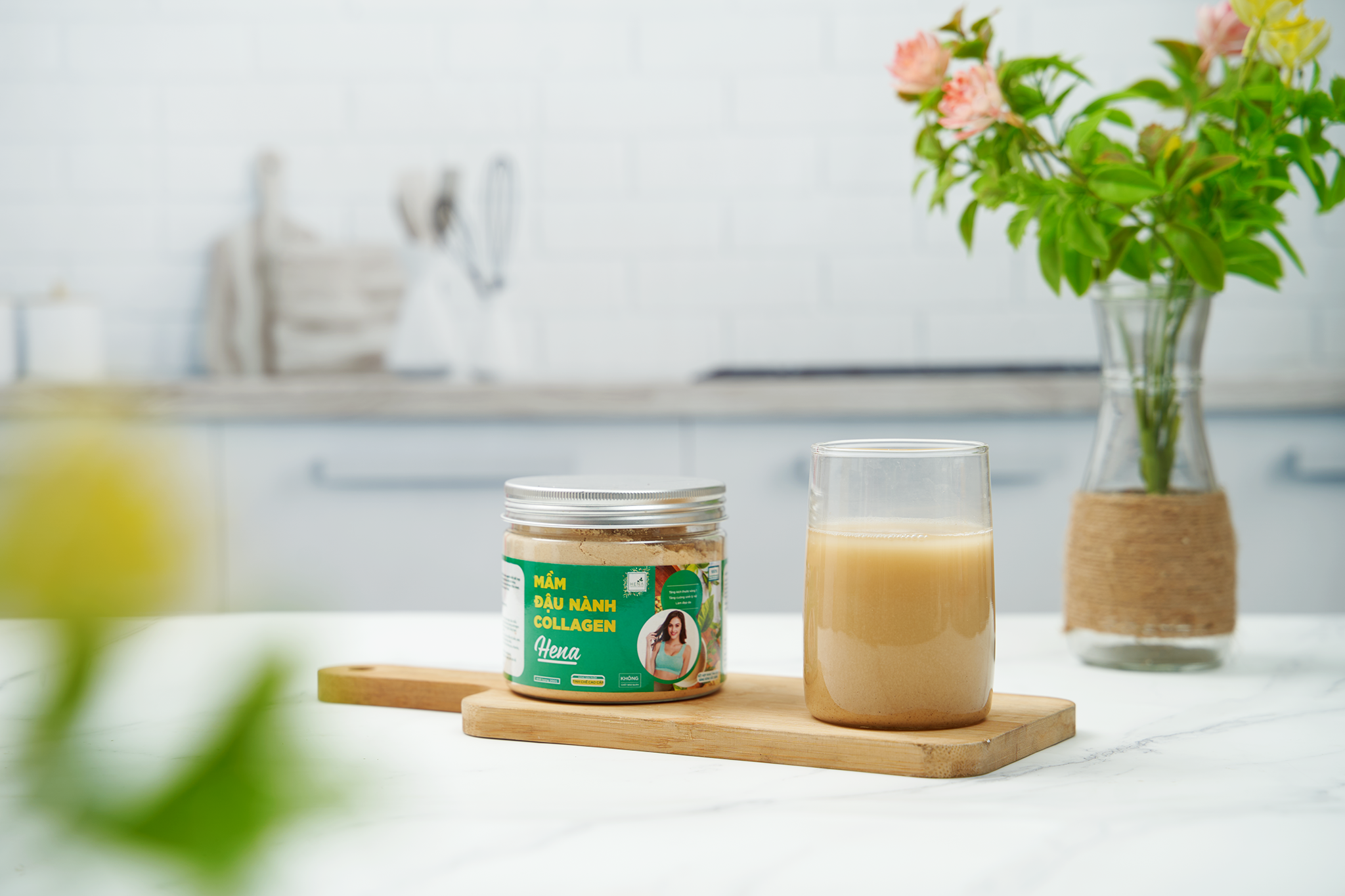 Mầm Đậu Nành Nguyên Xơ Cao Cấp Hena 200g - Bột Mầm Đậu Nành Tăng Vòng 1 với 100% Nguyên Liệu Hữu Cơ - Đã Được Kiểm Nghiệm và Công Bố Chất Lượng - Sản Phẩm Chính Hãng, Thương Hiệu Cao Cấp