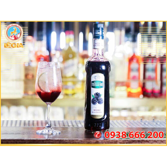 Siro TEISSEIRE Việt Quất 700ml