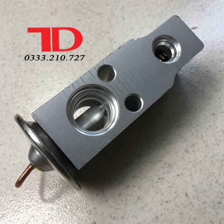 Van tiết lưu Ô Tô TOYOTA R12 60508