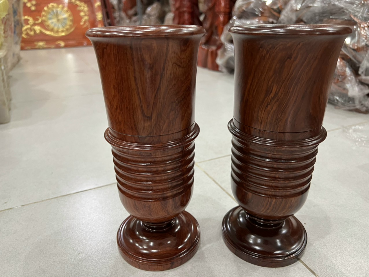 Ống Đựng Nhang gỗ hương nguyên khối cao 25cm