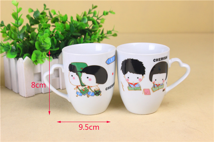 Cốc Sứ Đôi Kèm Muỗng Họa Tiết Chibi Đáng yêu