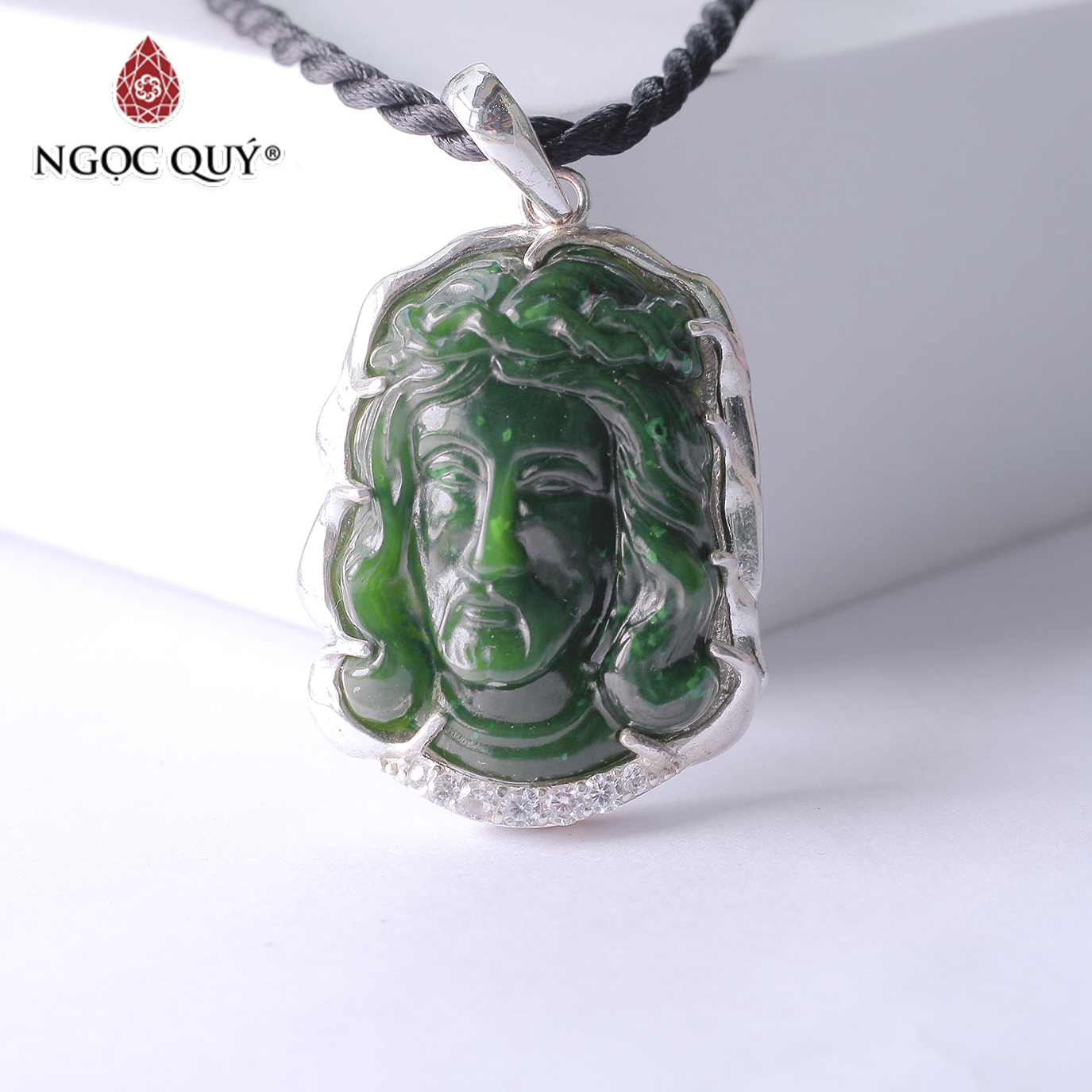 Mặt dây chuyền chúa Jesus đá thiên nhiên - Ngọc Quý Gemstones