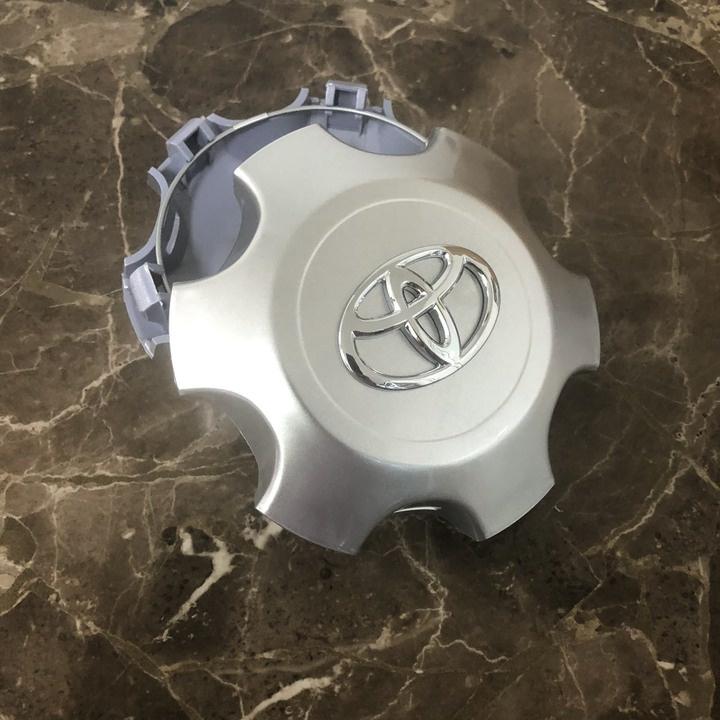 Logo chụp mâm, ốp lazang bánh xe ô tô Toyota Land Cruiser Prado TY-116 đời 2009-2013