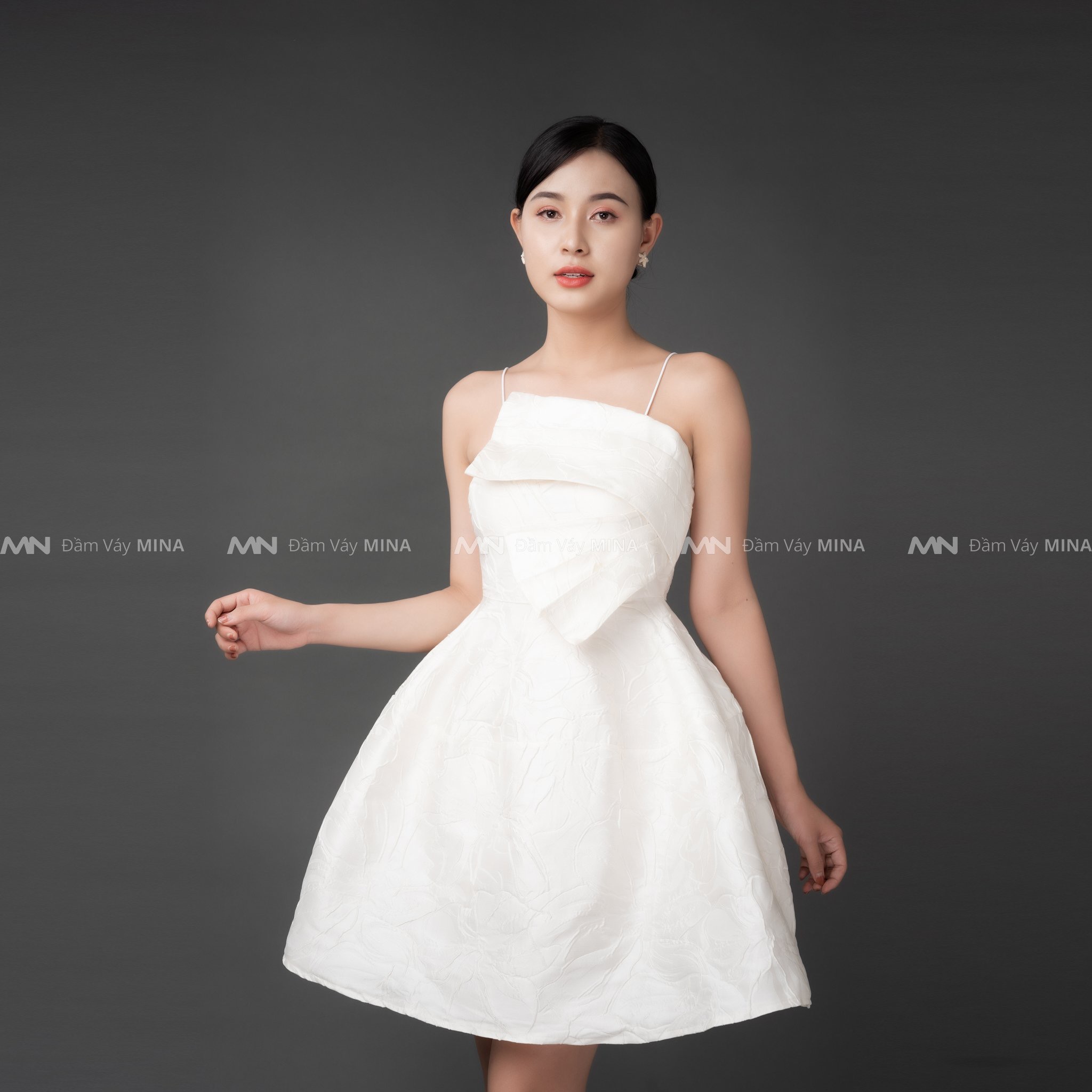 Đầm hai dây dáng xoè nơ ngực gấm dự tiệc đi chơi dạo phố sang trọng - MN126 - Đầm Váy Mina