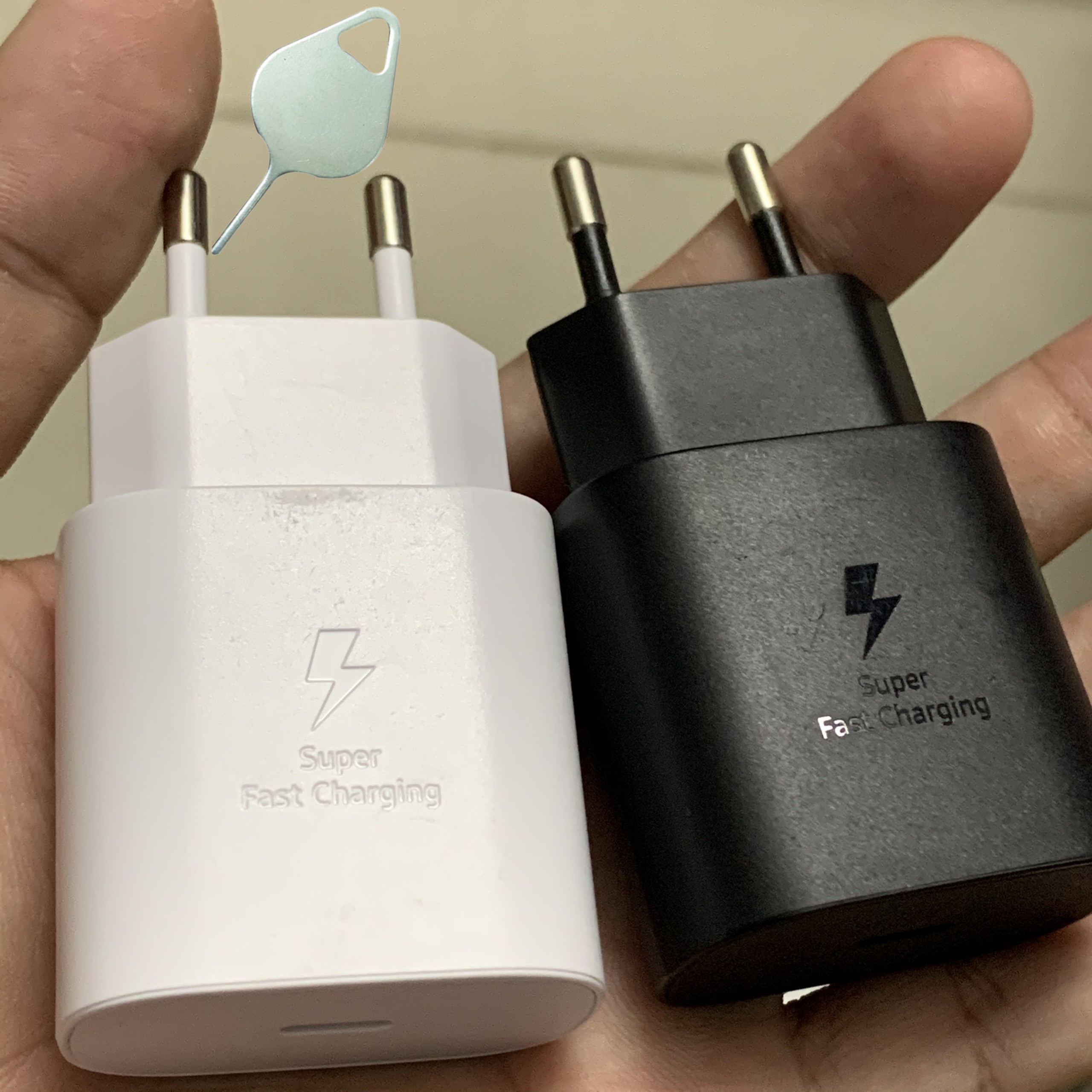 Bộ Adapter S20, Note 10 25W sạc siêu nhanh + cable USB-C dành cho điện thoại Samsung S10, S20, Ipad, Iphone (Tặng kèm que chọt sim) có ảnh thật kèm theo