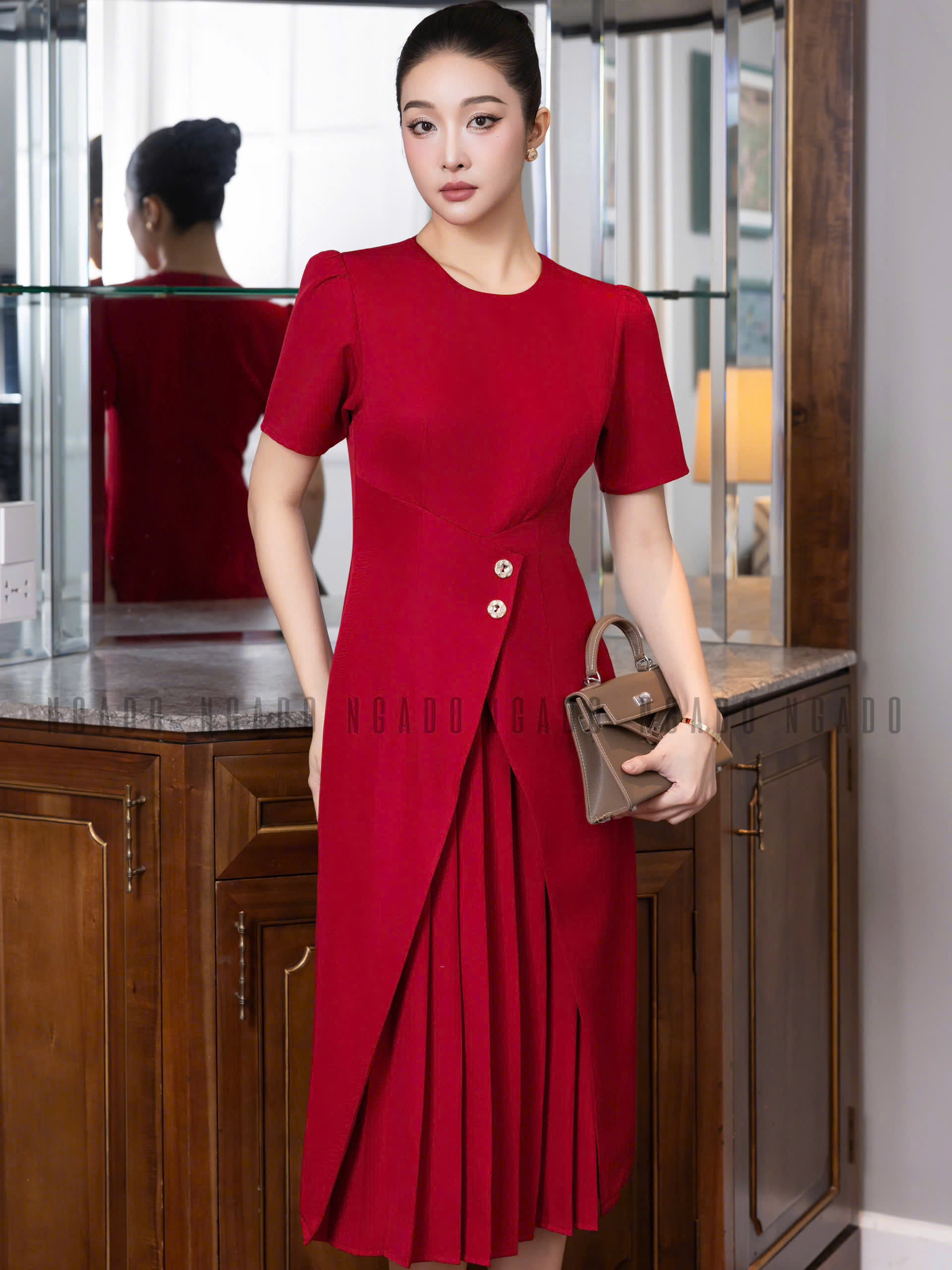 Đầm đỏ xếp ly tà đắp NGADO , đầm nữ , đầm công sở , dự tiệc