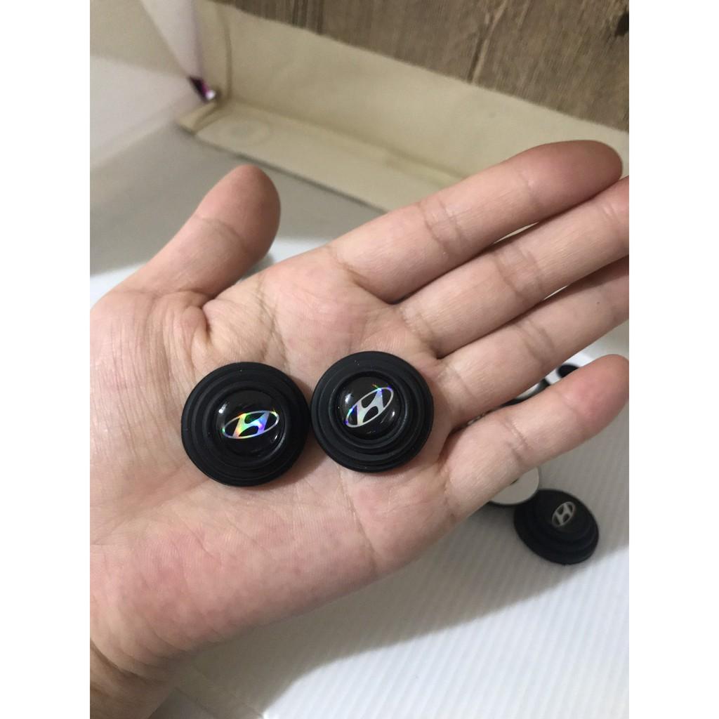 Combo 4 Núm Cao su giảm chấn , chống va đập cửa xe Ô tô theo Logo Xe