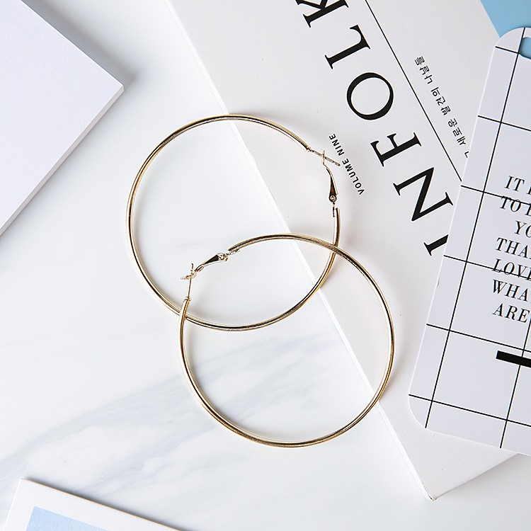 Khuyên Tai O Tròn Siêu Xinh - Bông Tai Cho Bạn Gái Đi Chơi, Đi Tiệc - Giao Màu Ngẫu Nhiên