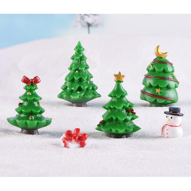 KHO-HN * Mô hình cây thông Noel mini bằng nhựa trang trí tiểu cảnh, bonsai, móc chìa khóa, DIY