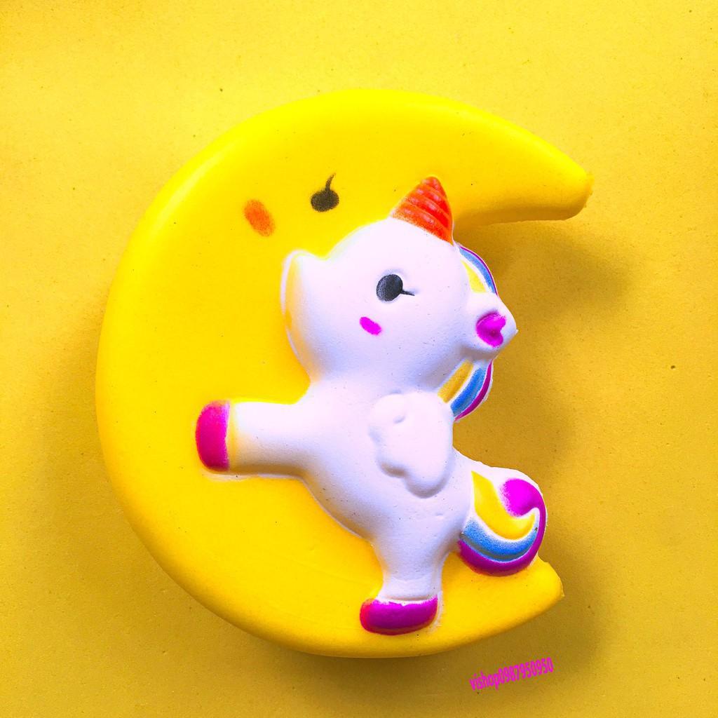 SquiShy NGỰA ÔM TRĂNG