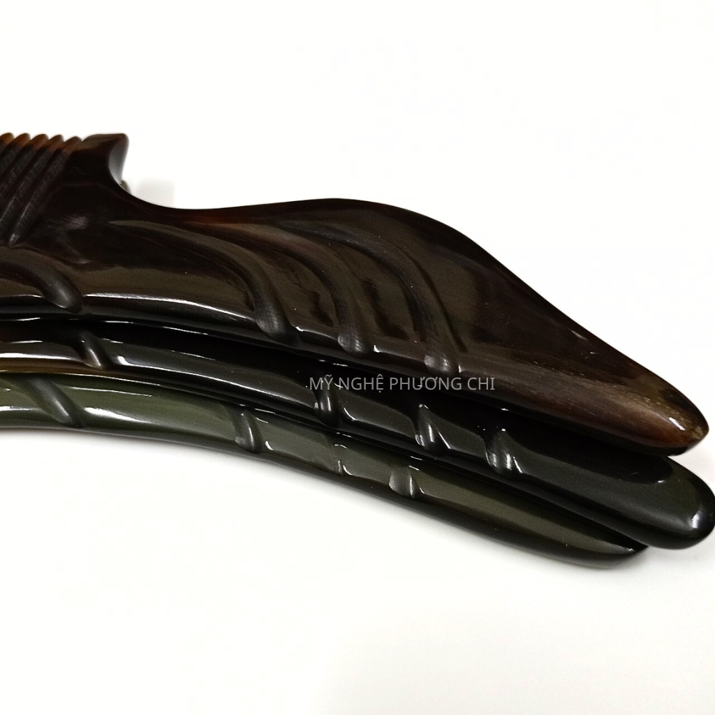 Lược sừng chuôi vát dài 20cm màu đen nưa trắng, lược chải tóc gỡ rối massage đầu | Mỹ Nghệ Phương Chi