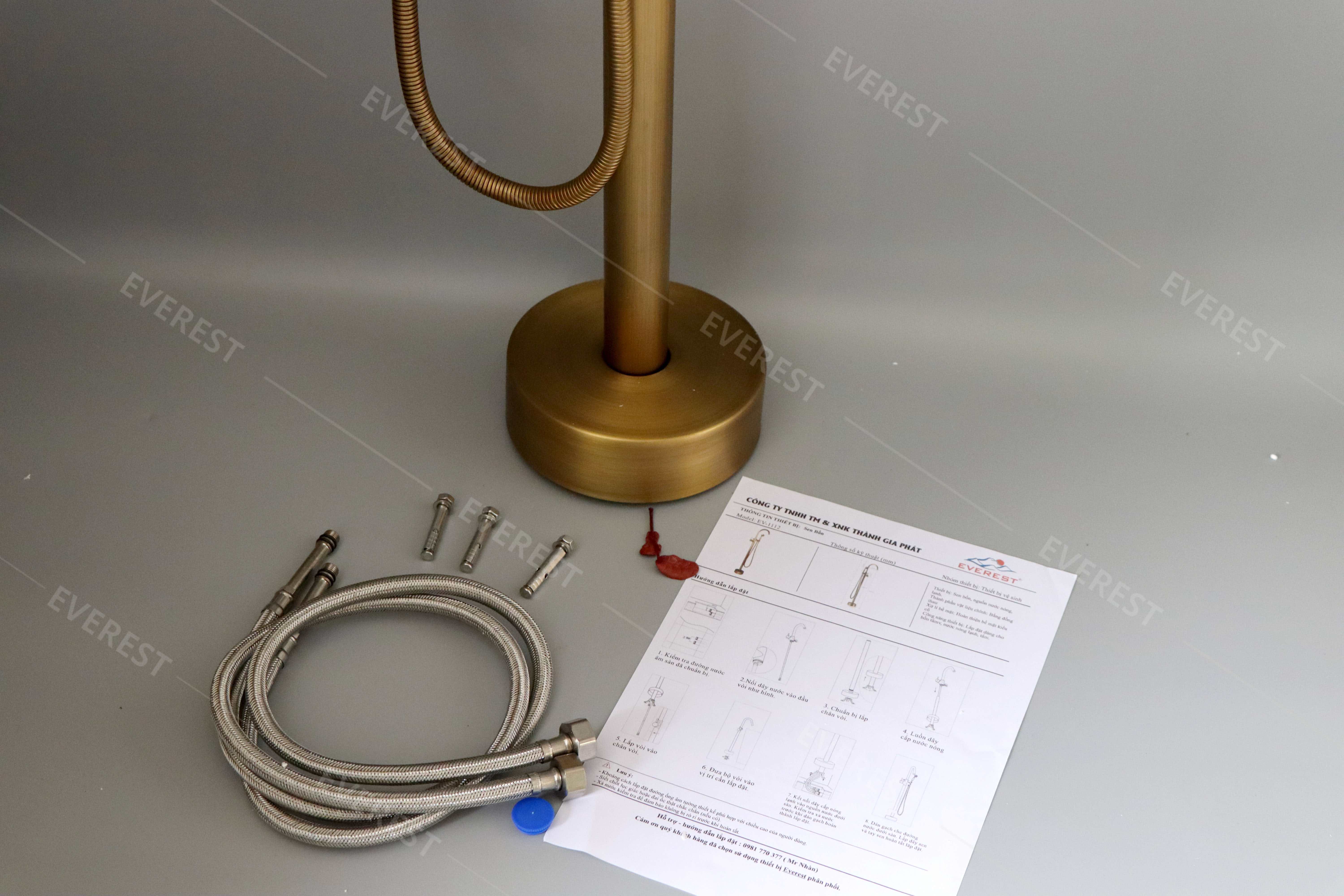 Sen bồn tắm đặt sàn bằng đồng EVEREST EV-1112