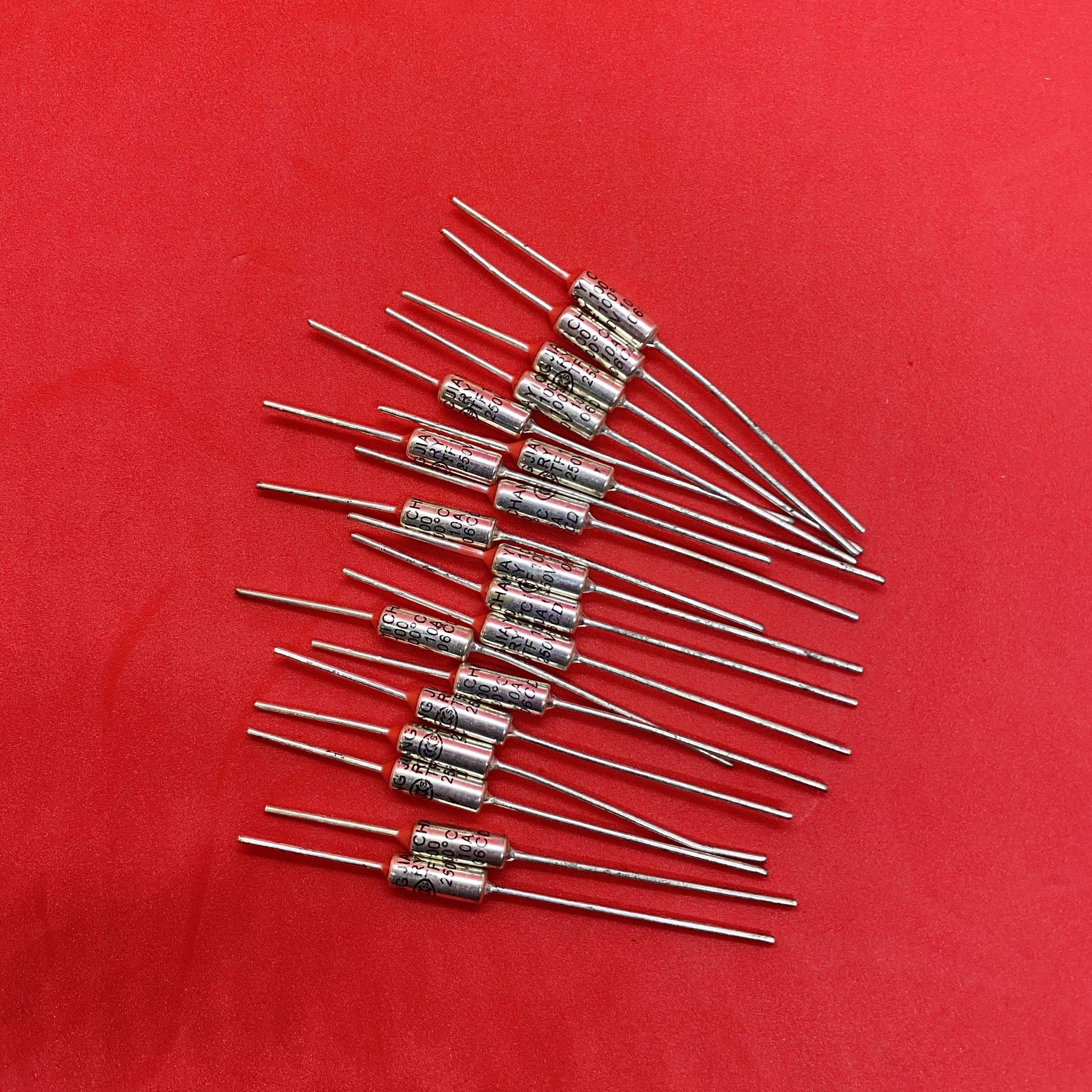 Combo 20 cái Trở Nhiệt Nồi Cơm Điện 100 độ 10A - 250v