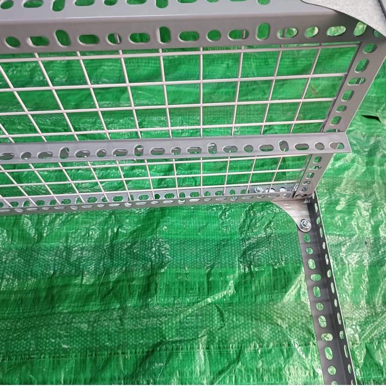 Kệ sắt v lỗ Rộng 30cm x Dài 1,2m ,Cao từ 60cm đến 1,5m ,kệ sắt vỉ lưới ô vuông đa năng