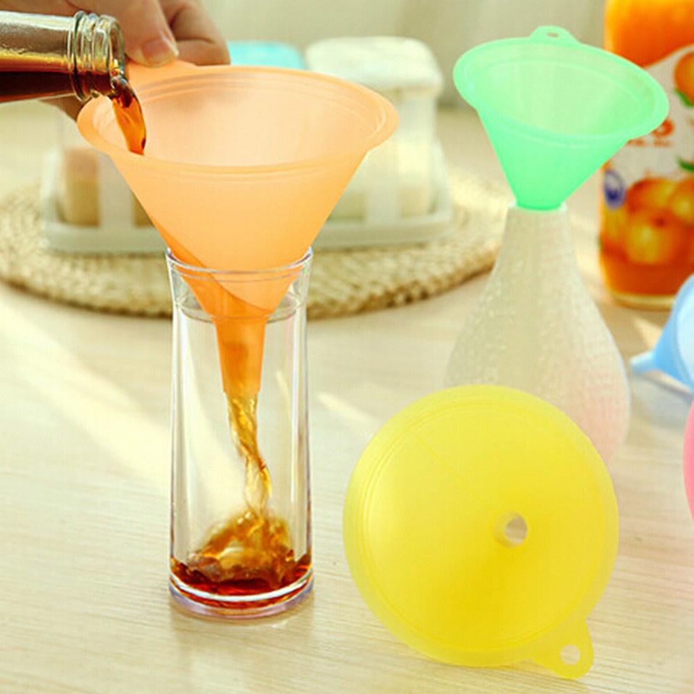 AA 5 Pcs Candy Color Funnel Food Grade Plastic Liquid Container for Spices Powder Oils