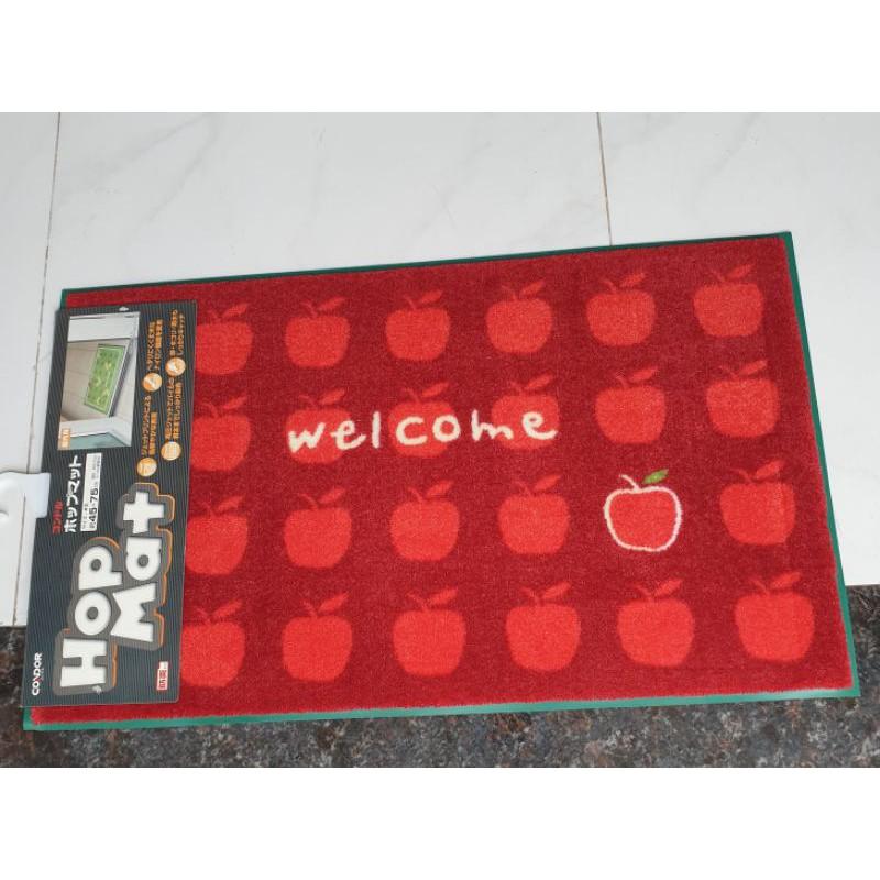 THẢM WELCOME HOP MAT LẤY MỌI BỤI ĐẤT CONDOR JAPAN 45x75cm- táo đỏ