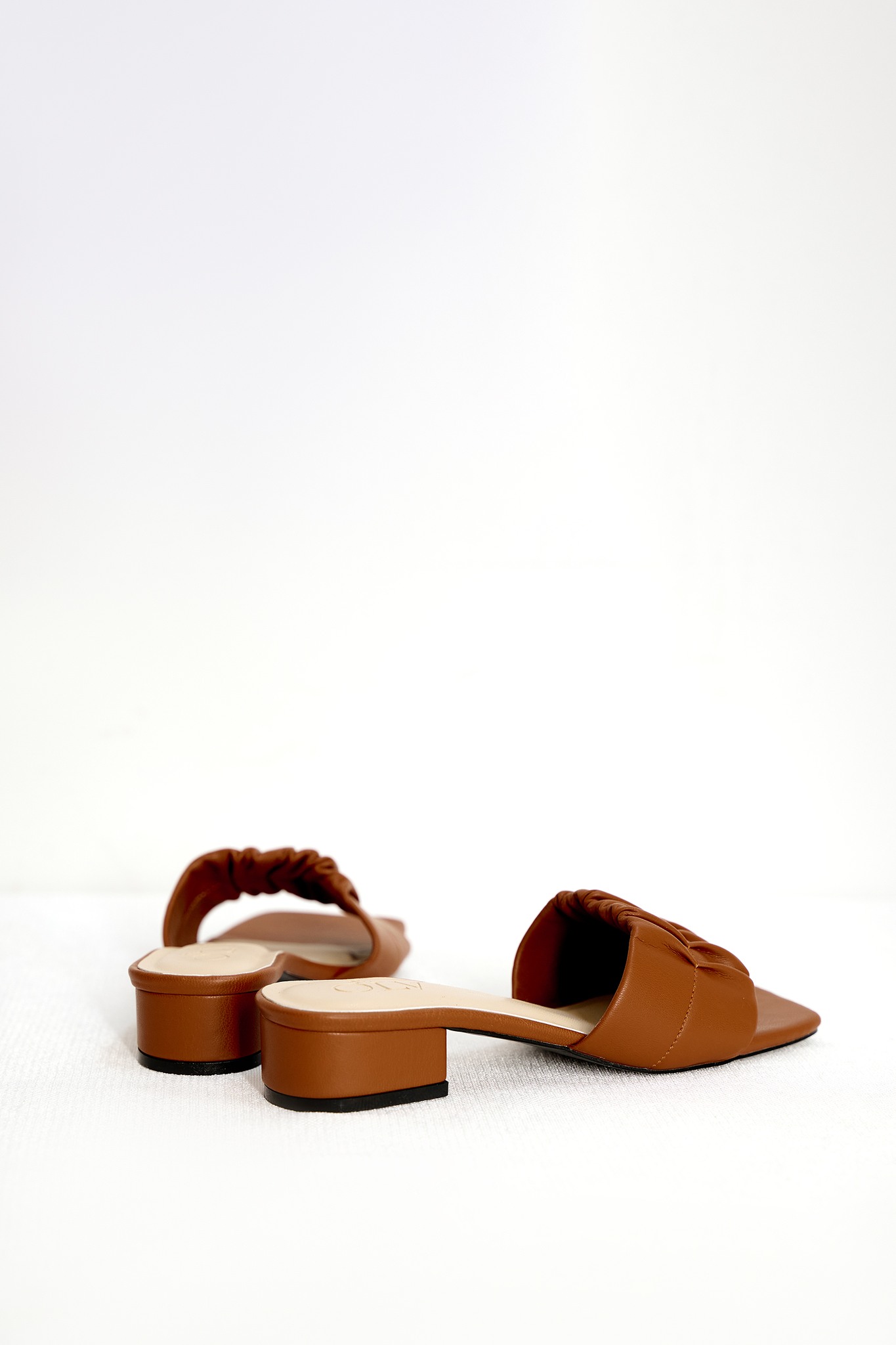 OLV - Dép Ruched Mules In Brown