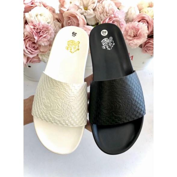 Dép quai ngang nam thời trang cao cấp trơn trắng đen Full box