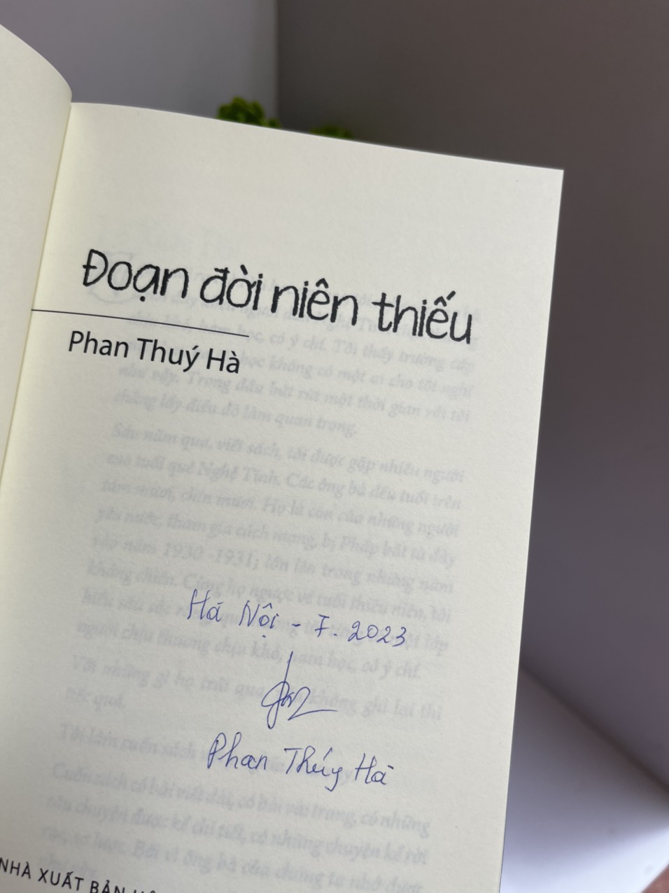 ĐOẠN ĐỜI NIÊN THIẾU – Phan Thuý Hà - NXB Hội Nhà Văn