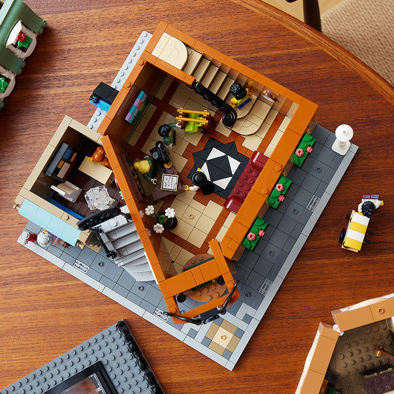 Đồ Chơi LEGO Khách Sạn Cổ Điển 10297